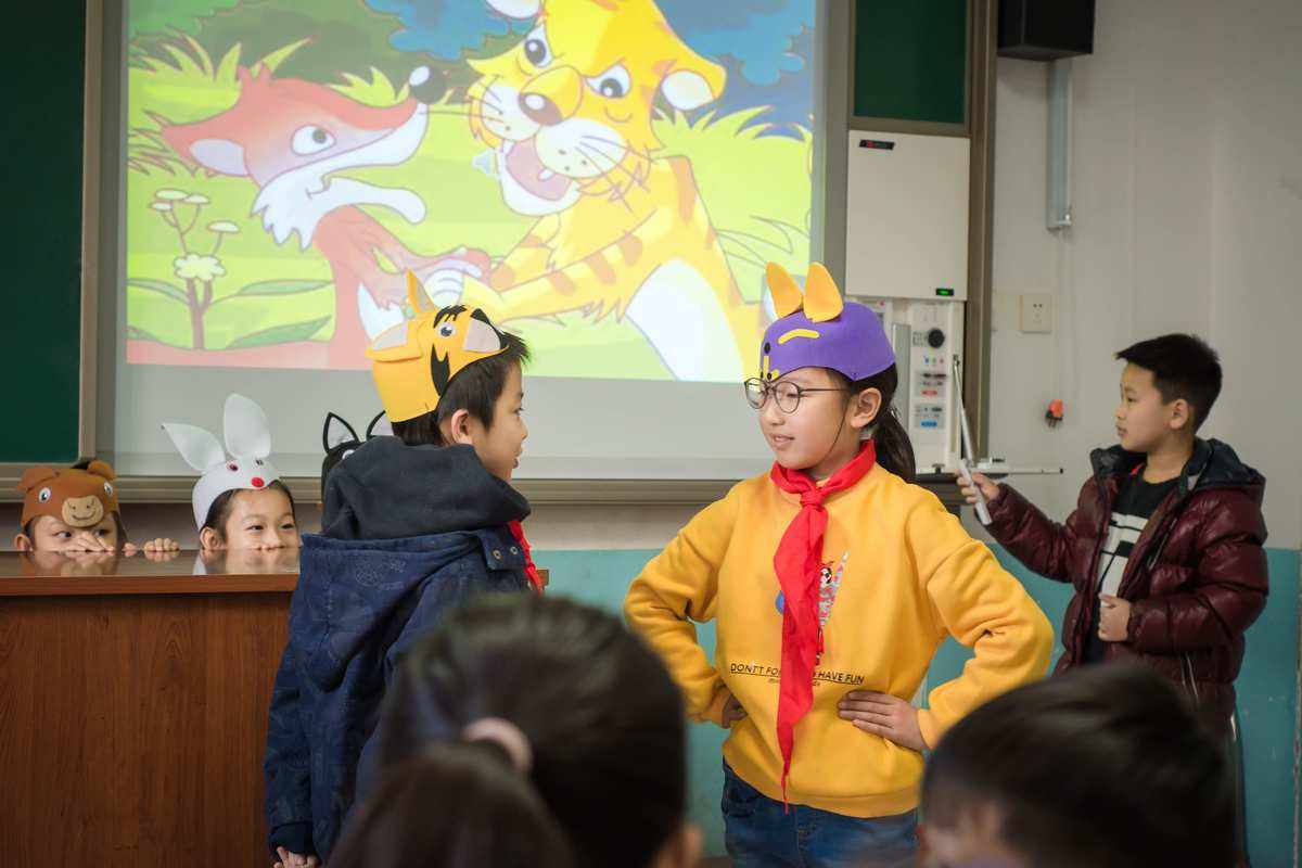 小狐狸在学校遇到了谁-小狐狸在学校遇到了谁续写故事